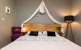Alaburic Rooms & Apartment